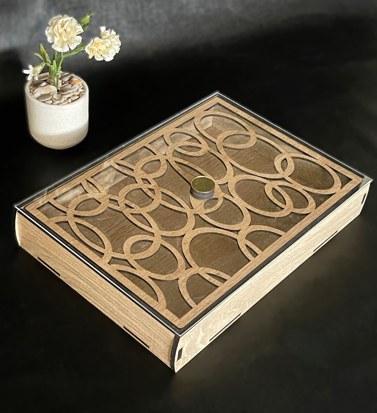 Boite à gâteau rectangulaire en bois
