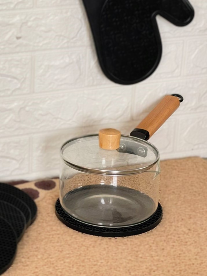 Casserole en verre manche en bois 1.8L