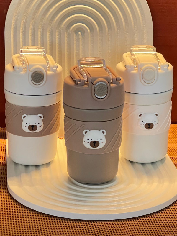 Thermos bouteille motif ours avec paille 420ml